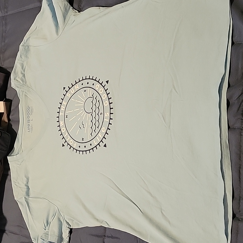 Life is Good follow the sun tee